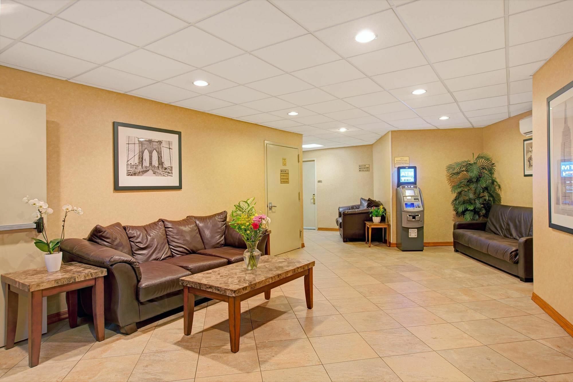 West Farms Hotel New York Ngoại thất bức ảnh